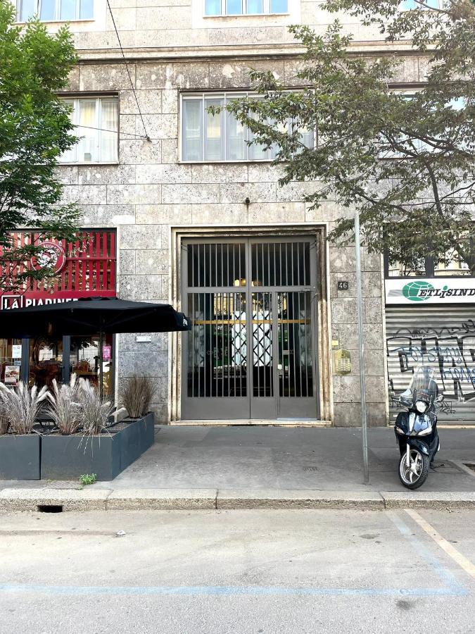 Casa Vittoria - Milano Centroアパートメント エクステリア 写真